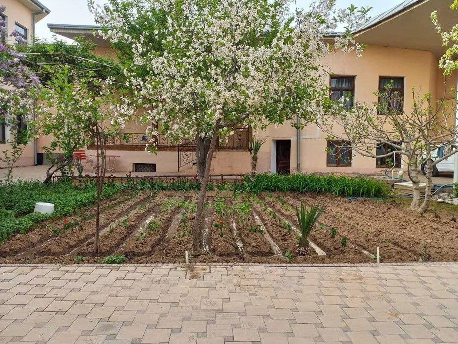 Sotiladi Участок Дом 5,8 соток Мирабад махаля Файзабад Фасад 20м