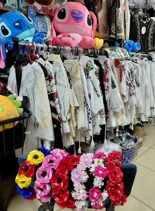 Bluze ie pt dama. Traditionale . Pret 70-100 lei . Ridicare doar Timis