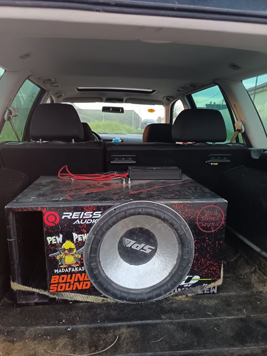 Vând subwoofer 15inch