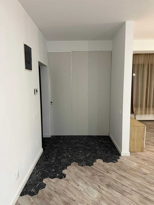 Apartament de inchiriat ultra central Rm Valcea (ideal birouri)