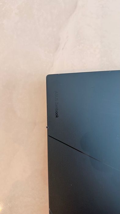 ASUs Zenbook 14 oled