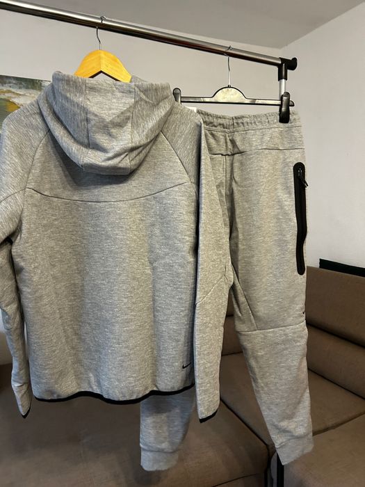 Compleu Nike Tech Grey(marimi: S, M, L, XL, XXL)