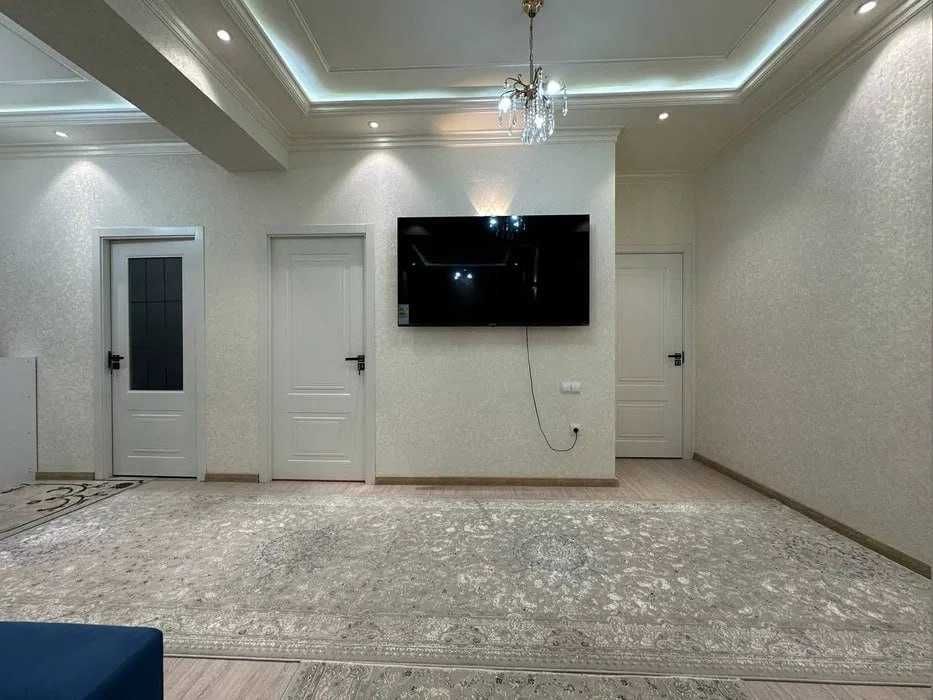 Dream House 8 роддом, 3 комнатная 110м2 ЕВРО ремонт с обстановкой