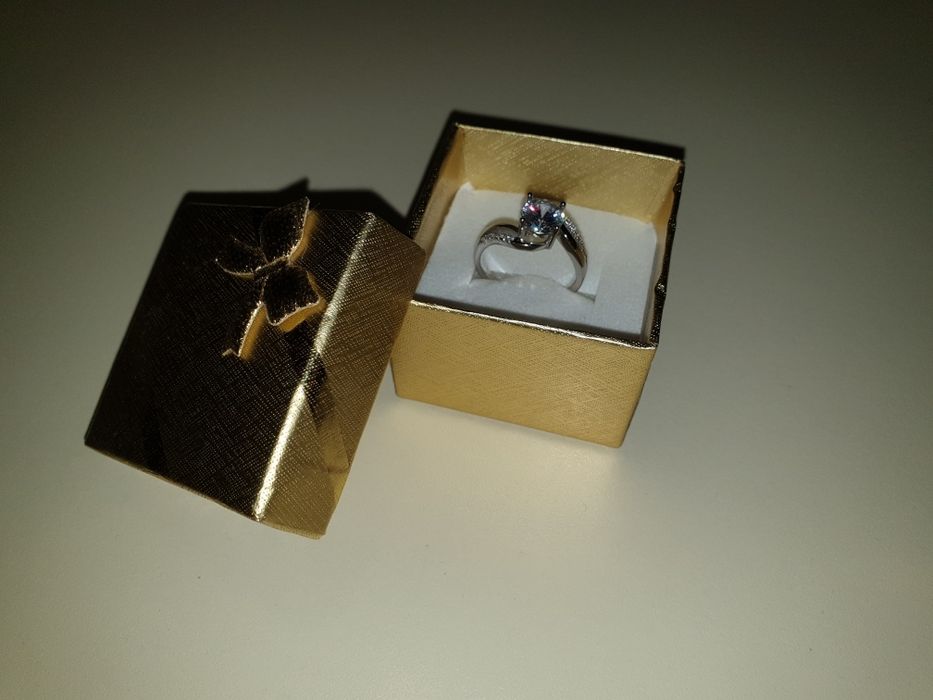 Inel din argint 925 cu brațe divizate ondulate