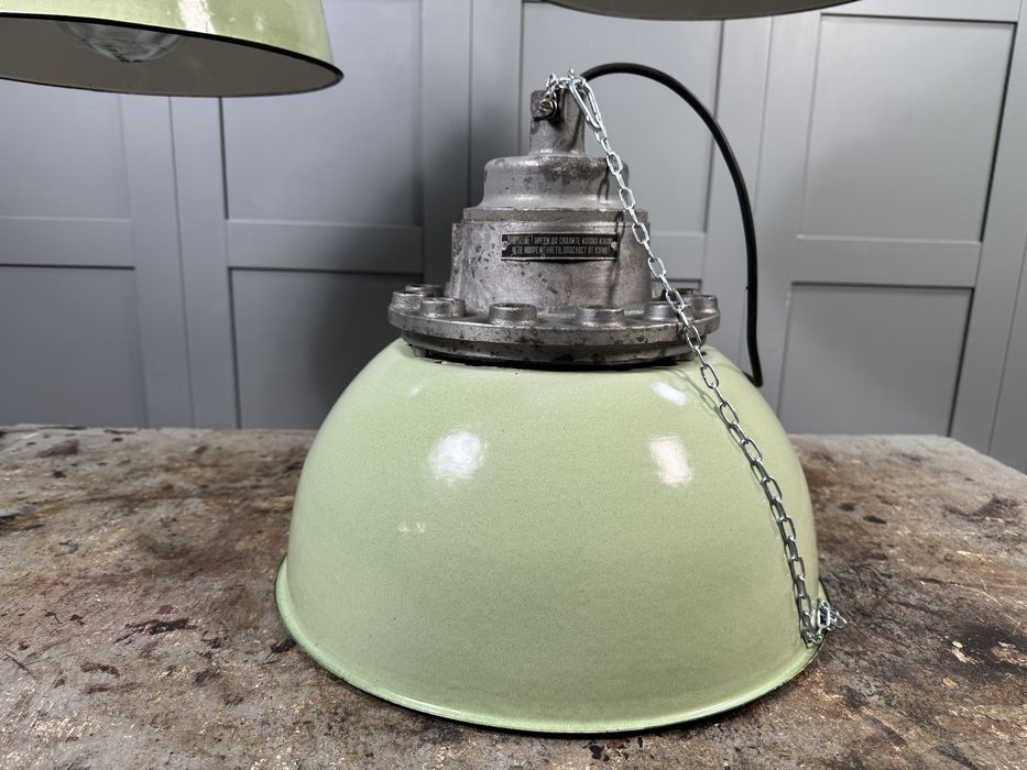 Индустриални лампи - пендели Р390