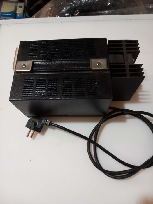 Лабораторно захранване Voltcraft 0-30V 1.2A