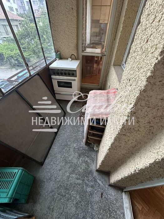 ЧЕТИРИСТАЕН ТУХЛЕН апартамент ИДЕАЛНИЯ ЦЕНТЪР на гр. Търговище !