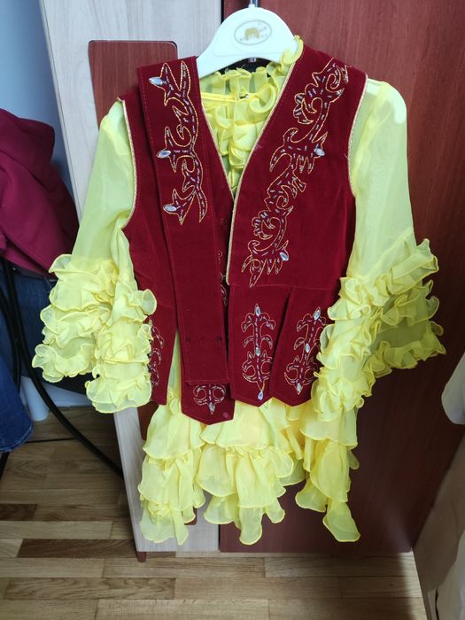 Казахское платье с жилеткой на девочку