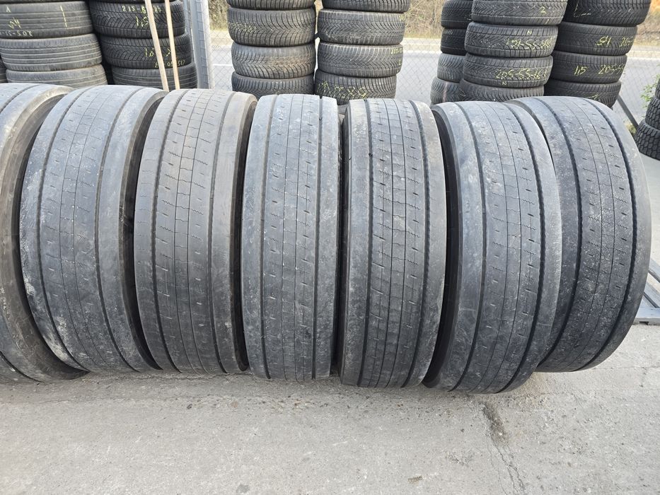 Anvelope de directie 295-80r22.5 Bridgestone