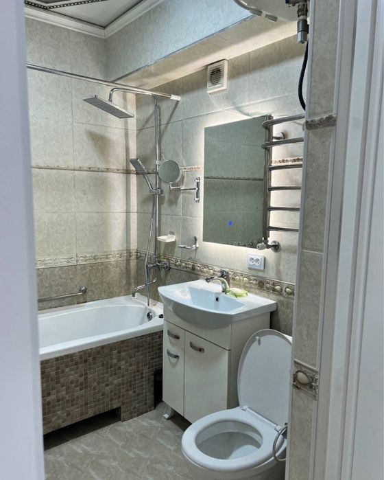 СРОЧНО! Сдаётся 2ком кв Возле Кадышева Ор-р Ассалом Хаво Рядом Метро