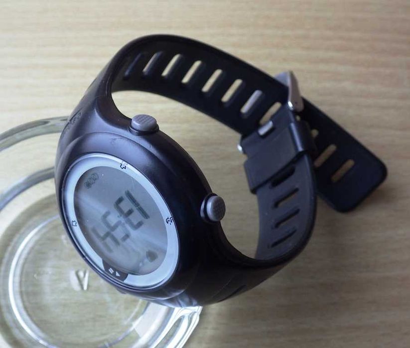 Спортен часовник Geonaute ONrhythm 50 за целодневно следене на пулса