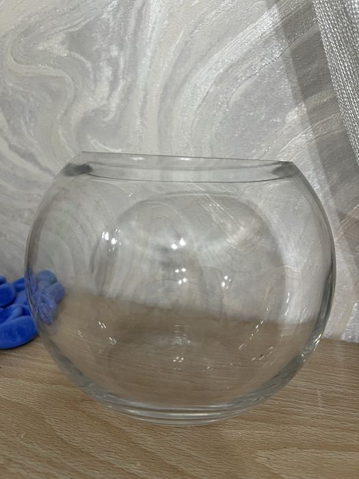 Продам аквариум на 1,5 литра