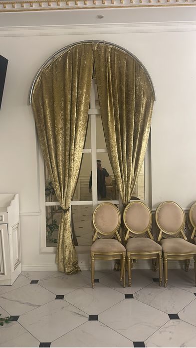 Продаются шторы для ресторана и дома