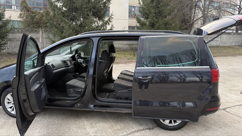 Vw Sharan 7 locuri • 2.0 Diesel 140cp • Automat DSG • 2012 - Volan dr.