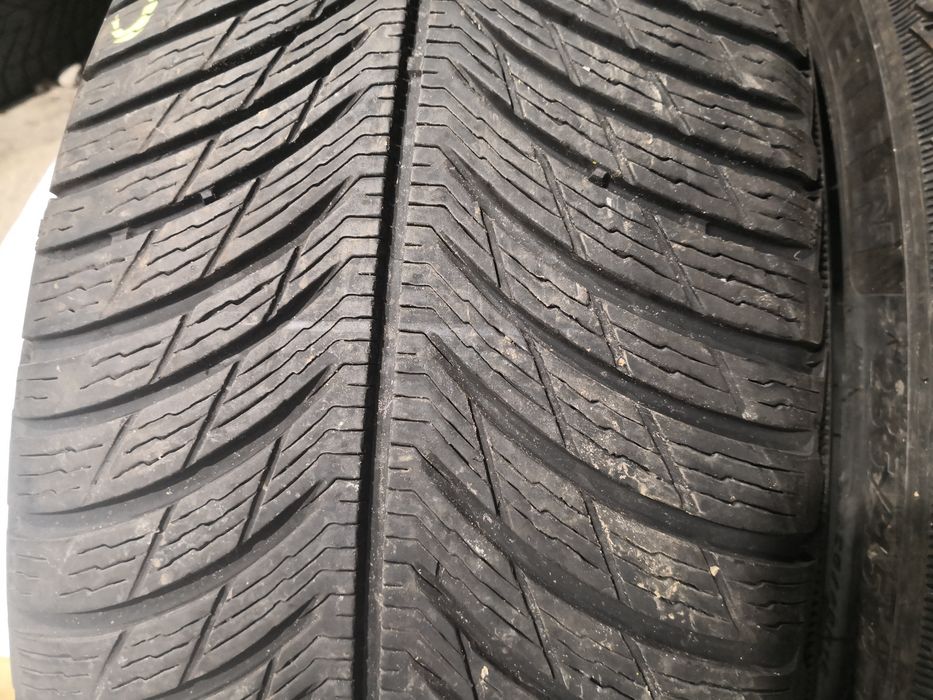 Гуми втора употреба 235 45 18 цола Michelin dot 22 4 броя