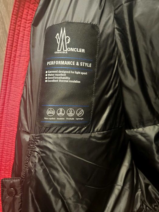 Geaca Moncler 14 ani