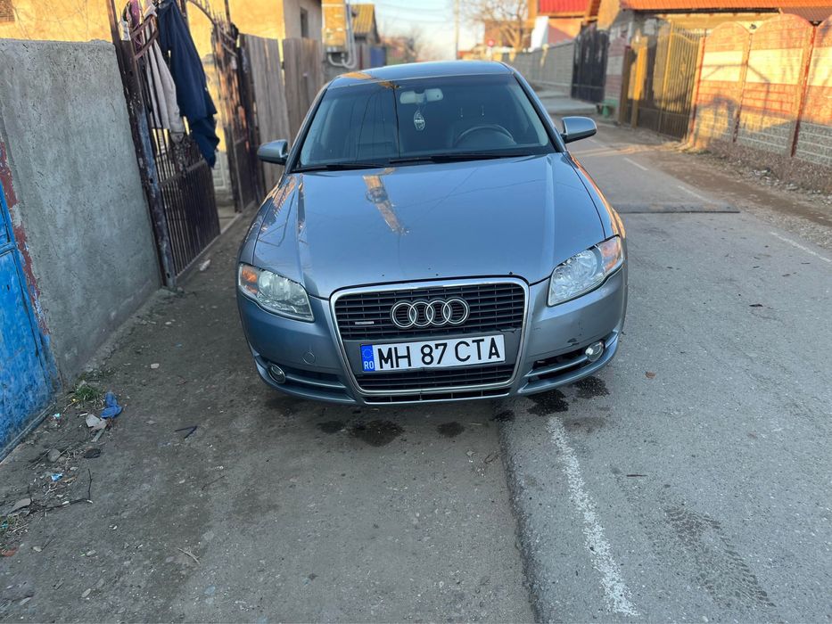 Vand audi a4 B7 masina arata foarte bine
