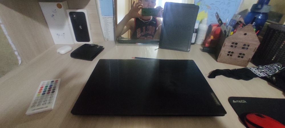 Ноутбук Леново .