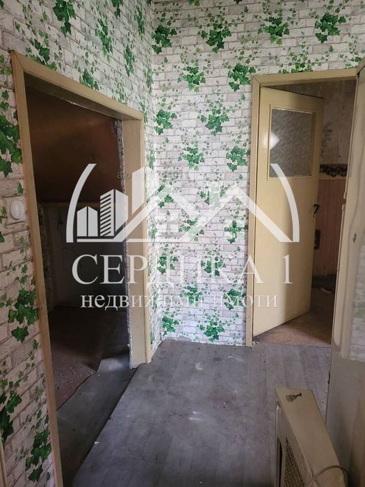 Къща в Перник, област-с.Драгичево