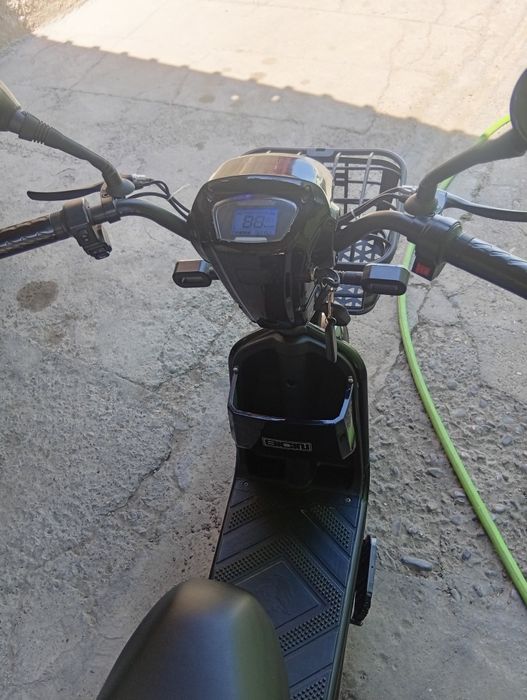 Продам ск8 мопед