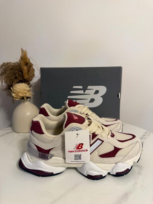 Adidasi New Balance 9060