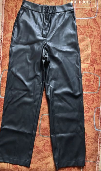 Pantaloni imitatie piele drepti S