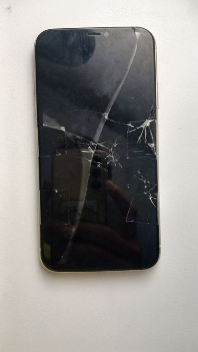 11 айфон белый 11 IPhone white