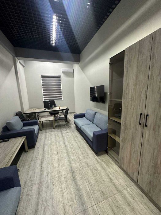 АРЕНДА Евро ОФИС 200 кв.м. с мебелью ор-р Лакокраска