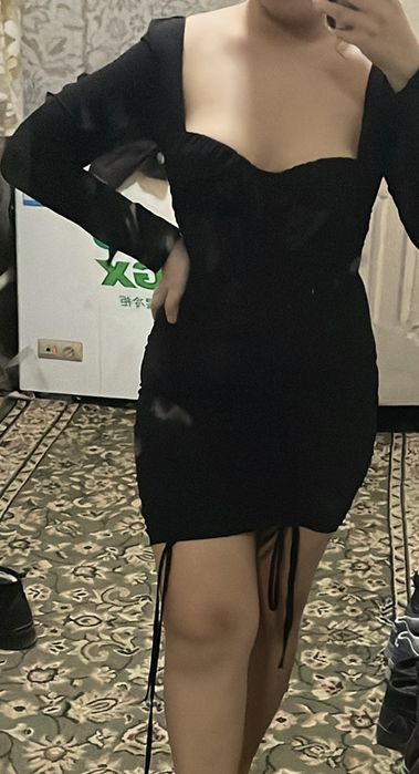 Вечернее черное платье