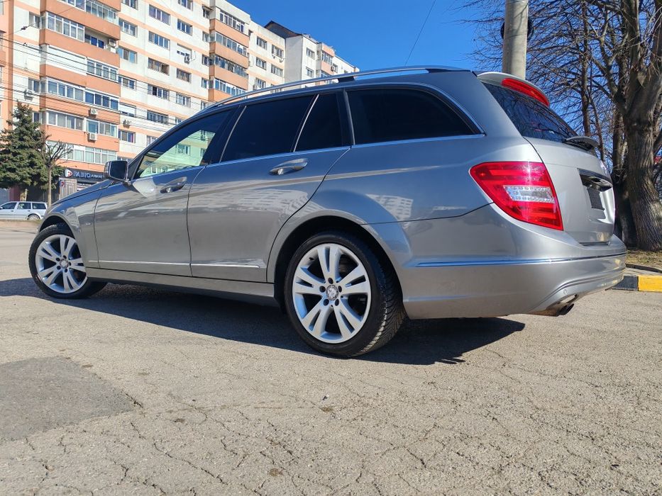 Mercedes C 200  Avantgarde / Automat