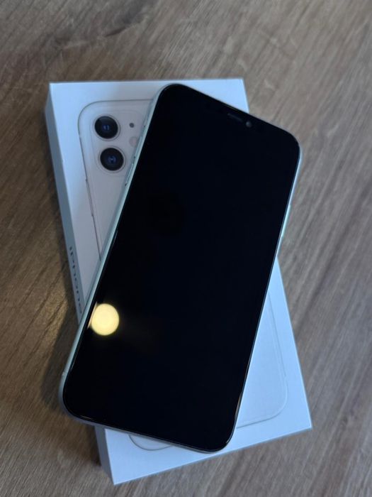 Белый Iphone 11 128 ГБ