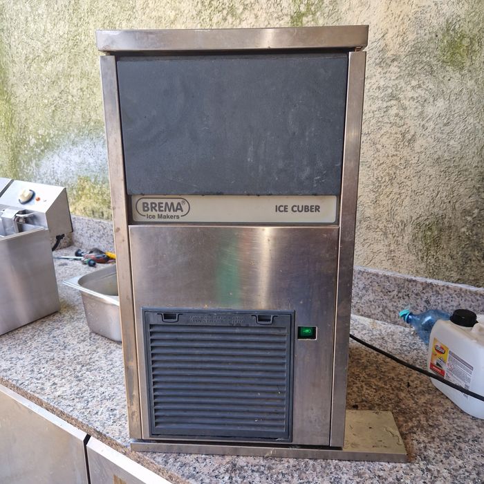 Mașina gheata inox, gheata tip glonț, 24-60 kg/zi