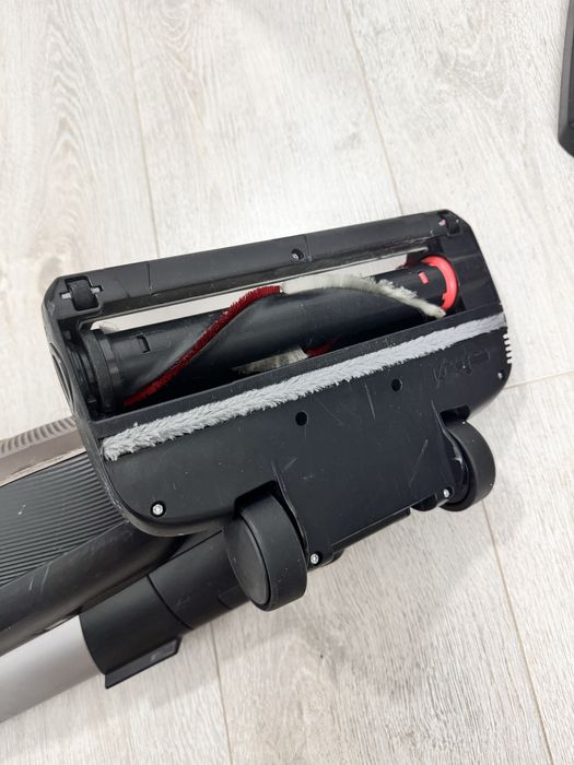 Вертикальный пылесос bork