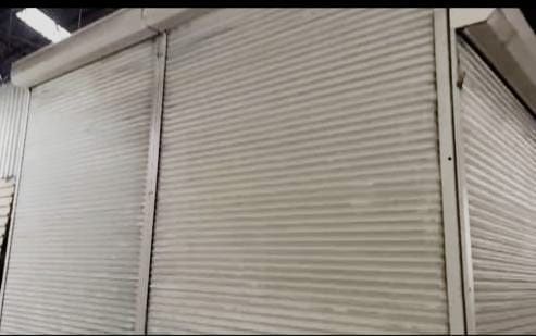 Ворота роликовые с замком