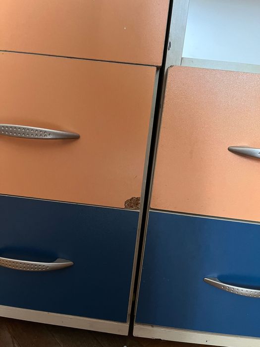 Продавам гардероб + скрин