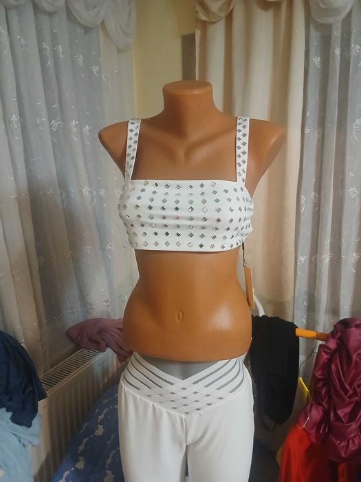 Нов комлект топ и клин