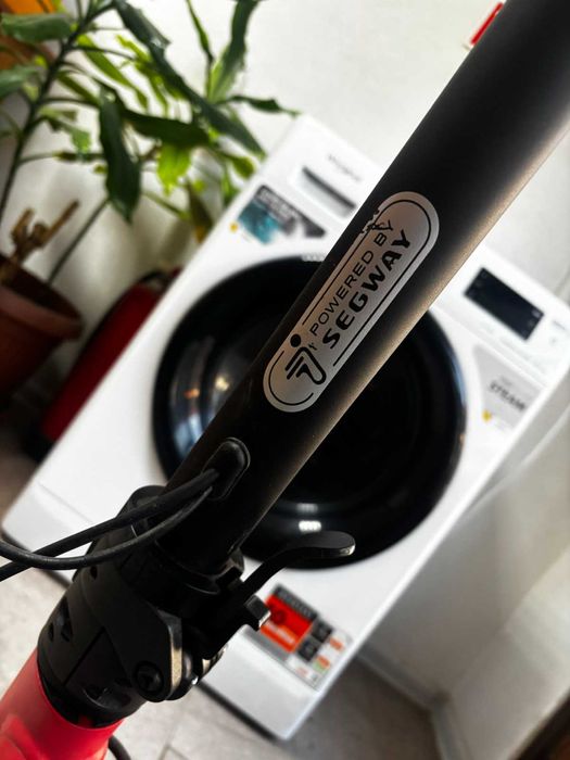 Електрическа тротинетка Ninebot