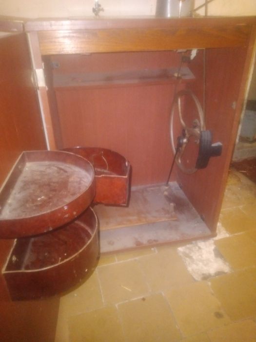 Швейная машинка.