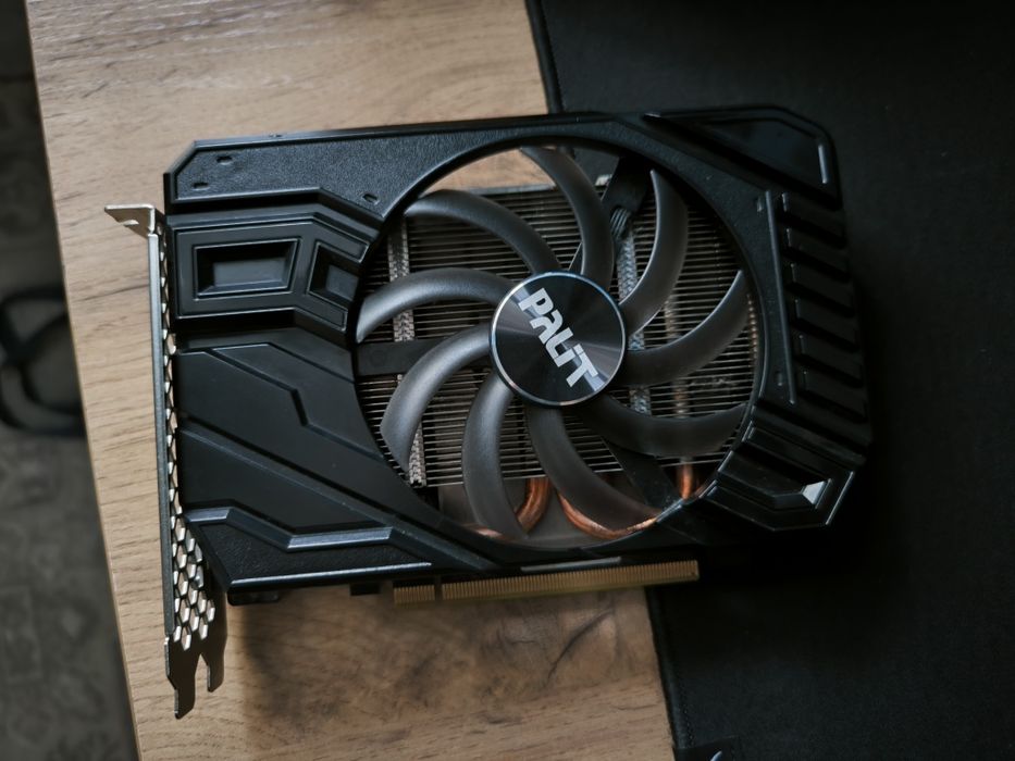 Продам видеокарту 1660 super