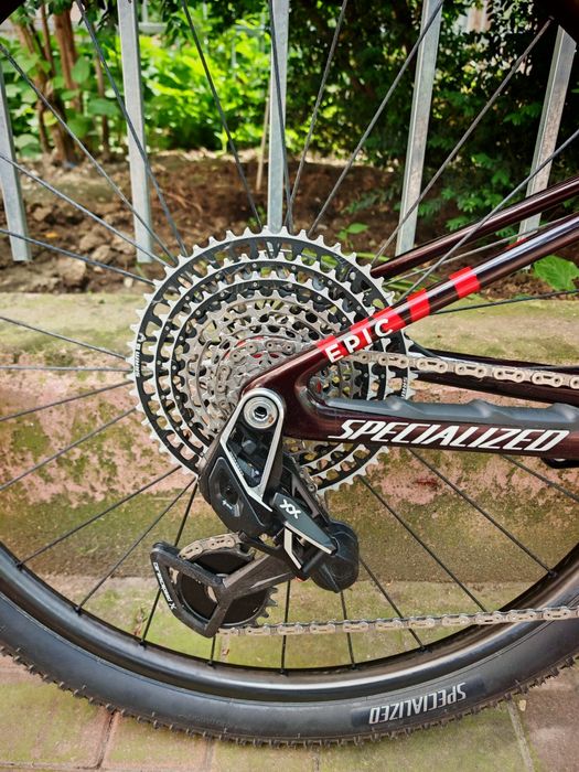 Bicicleta full suspension carbon Specialized S-works Epic World Cup marime S Darimo 8.4 kg stare impecabila