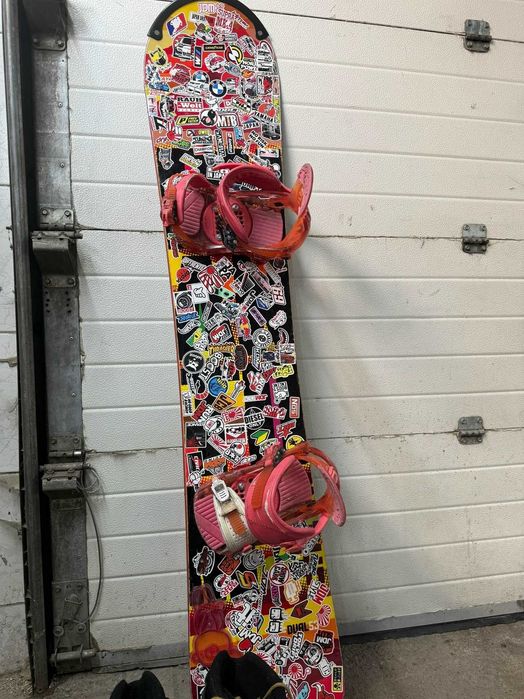 Сноуборд 155 см с ботинками