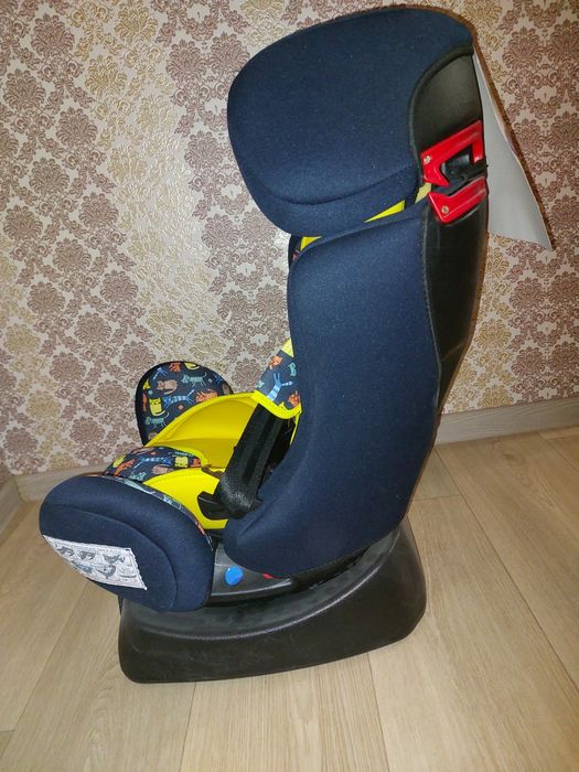 Продам автокресло