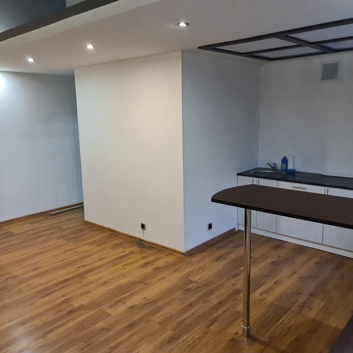 продам однокомнатную