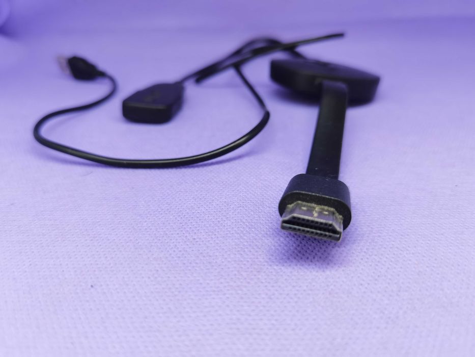 Продавам Anycast – устройство за безжичен стрийминг към телевизор