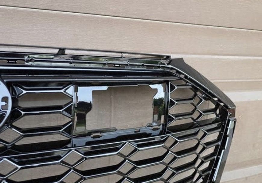 Ауди RS6 C8 решетка Оригинална