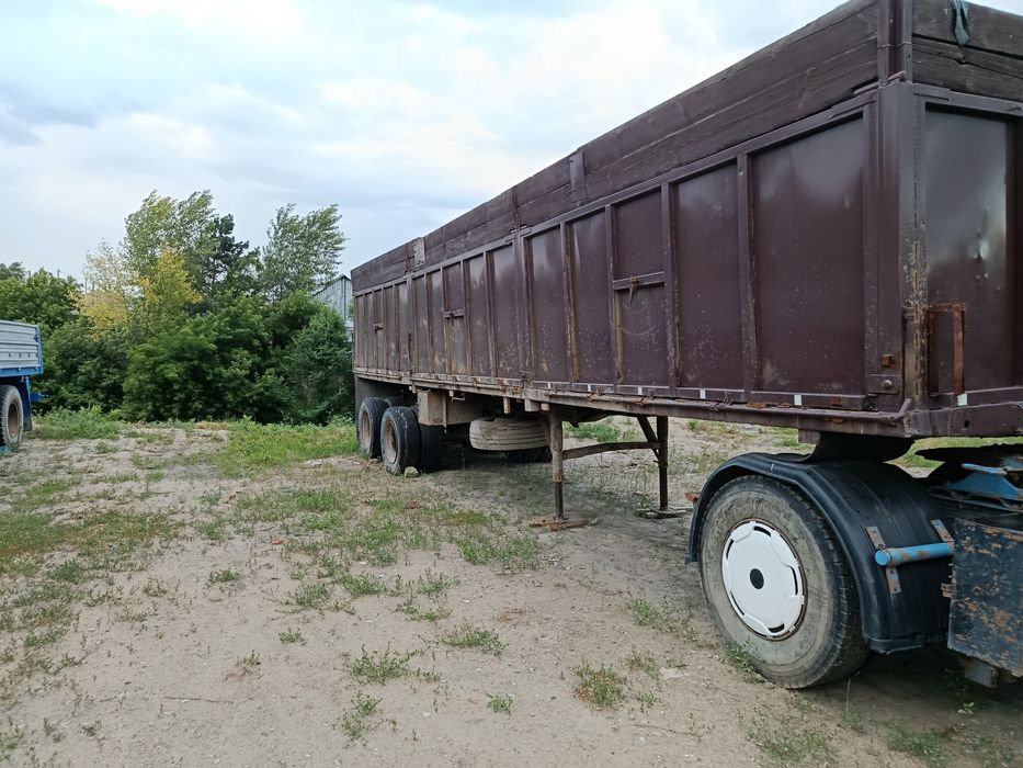 Продам Зерновоз  бортовой