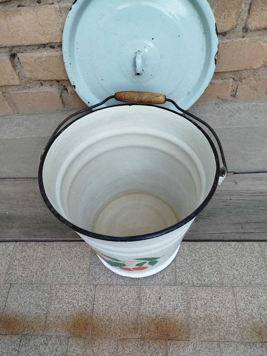 продам эмалированное ведро