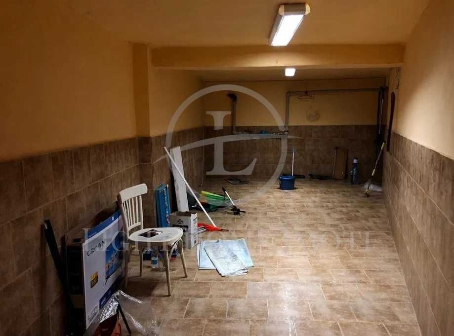 Продава се Магазин в Пловдив, Старият град - 98 кв.м за 781 €/кв.м - Снимка #1