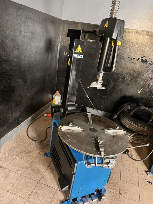 Aparat dejantat Hofmann Monty 2300