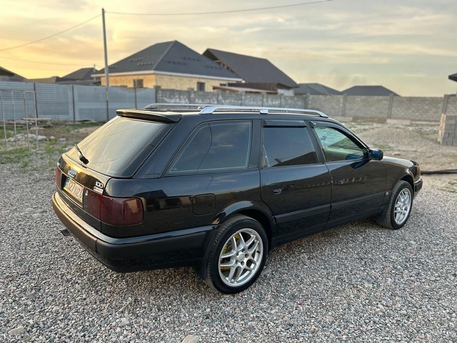 Продам Ауди 100.